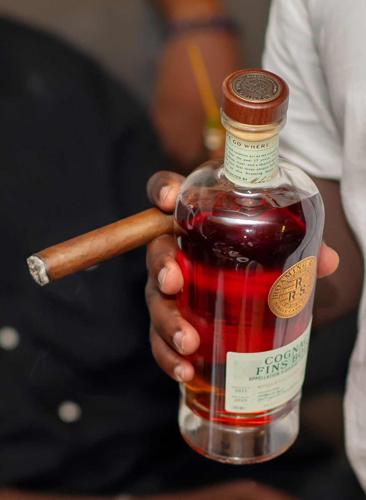 El Fumador Del Jefe presente           " The Hood Sommelier " 17